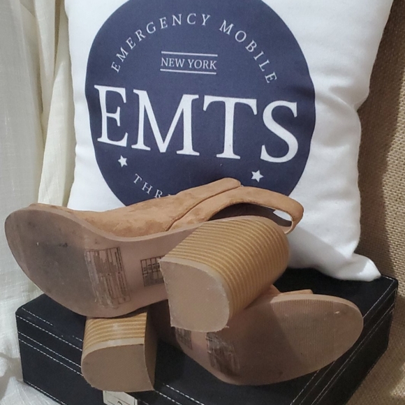 Wedges - Picture 6 of 7